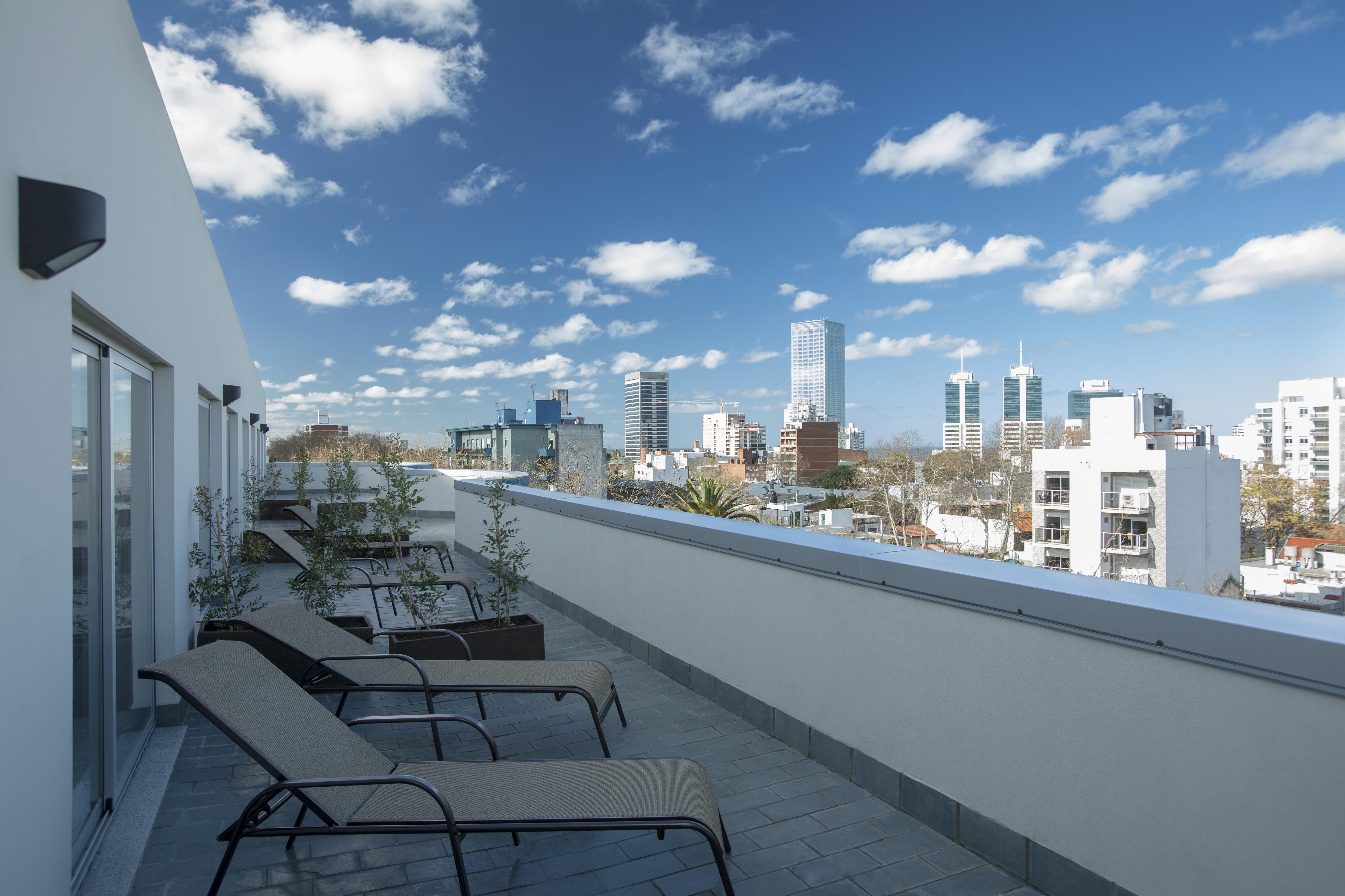 Regency Way Montevideo Hotel מראה חיצוני תמונה