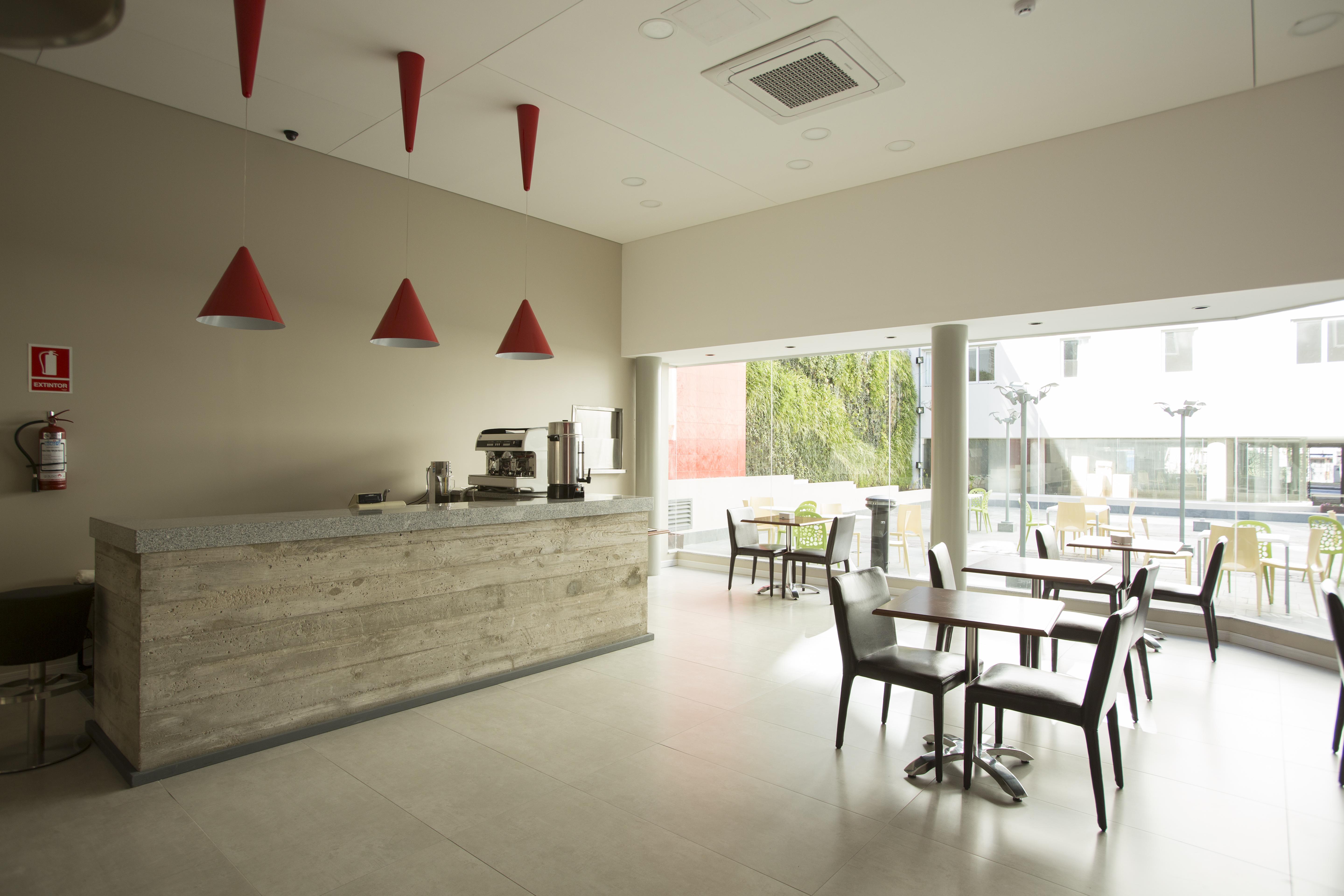 Regency Way Montevideo Hotel מראה חיצוני תמונה